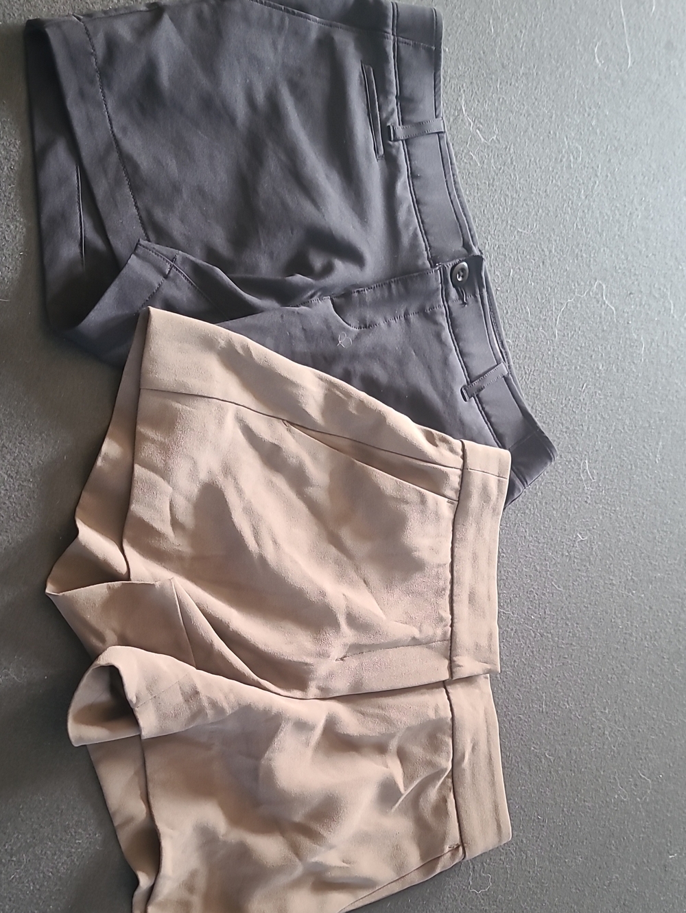 CLEARANCE 2 Pairs Shorts. Babaton And Under Armour, Euc. Black And Olive Green